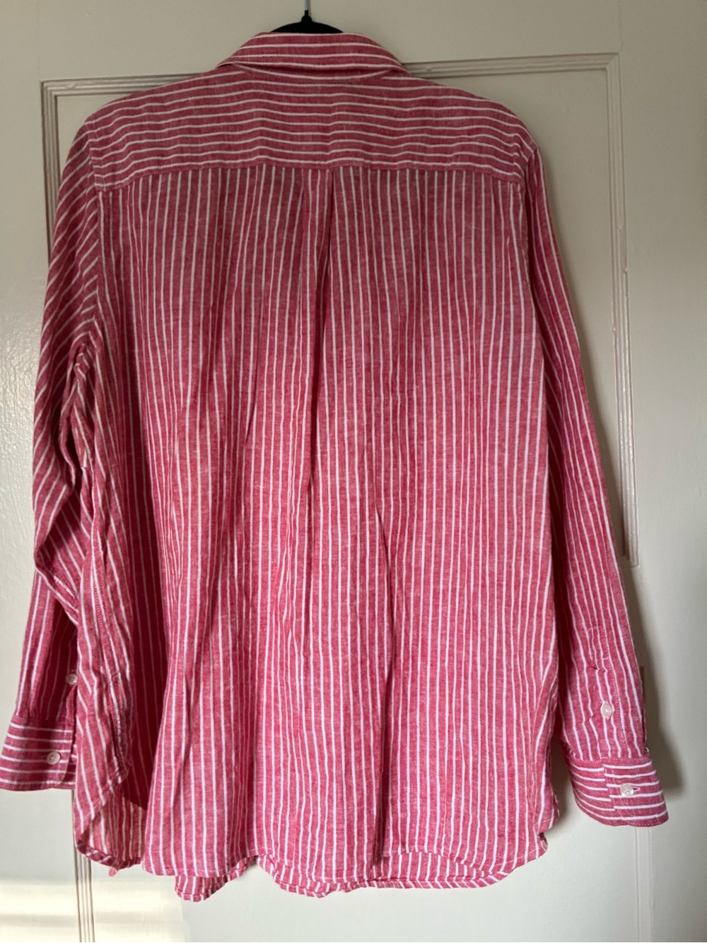 Chaps Women’s Linen blend Red and White Striped Button-Down Shirt - Picture 2 of 3
